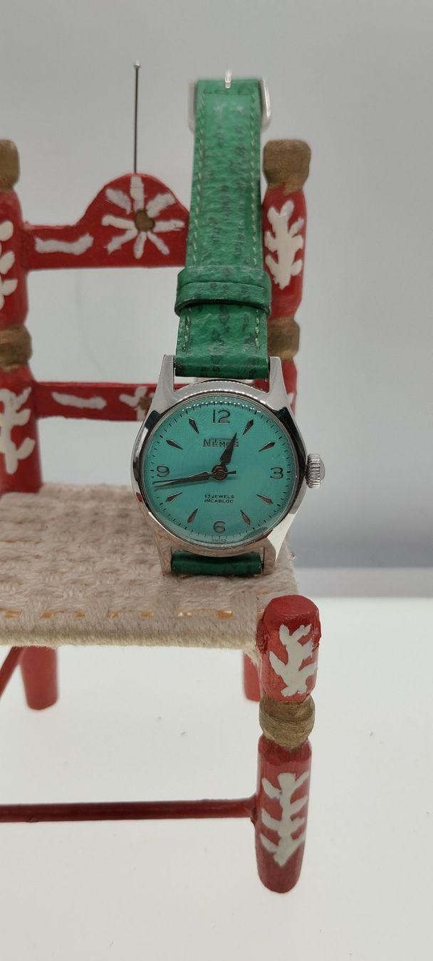 Uhren: Montre récupération vintage nemos – Gebraucht aus La Chaux-de-Fonds von jac_9llg 1