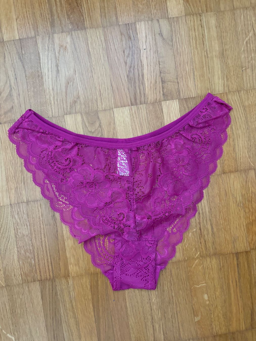 Altra biancheria intima: Sexy Spitzen-Slip Gr. M – Usato da Winterthur venduto da Sunshine143
