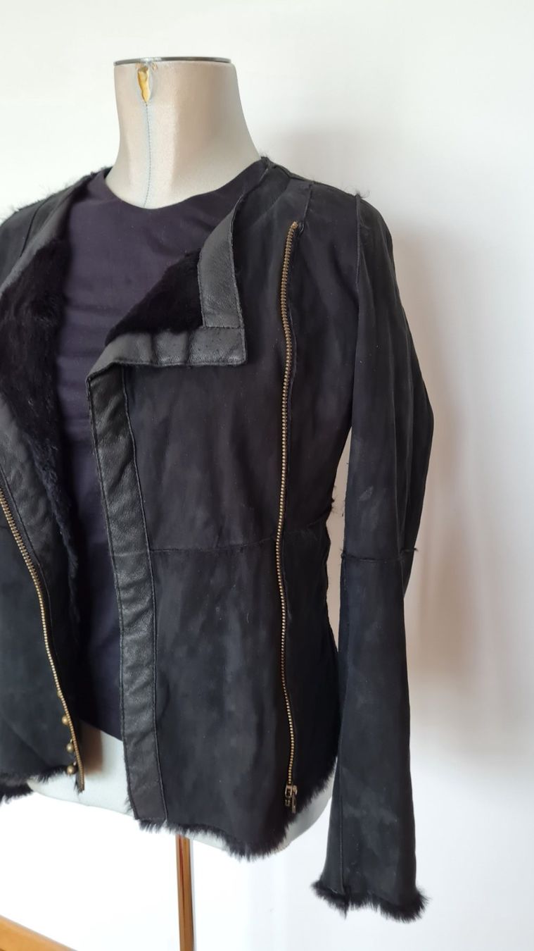 Maje Giacche: Veste Maje taille S fourrure noire – Usato da Payerne venduto da wardi11 3