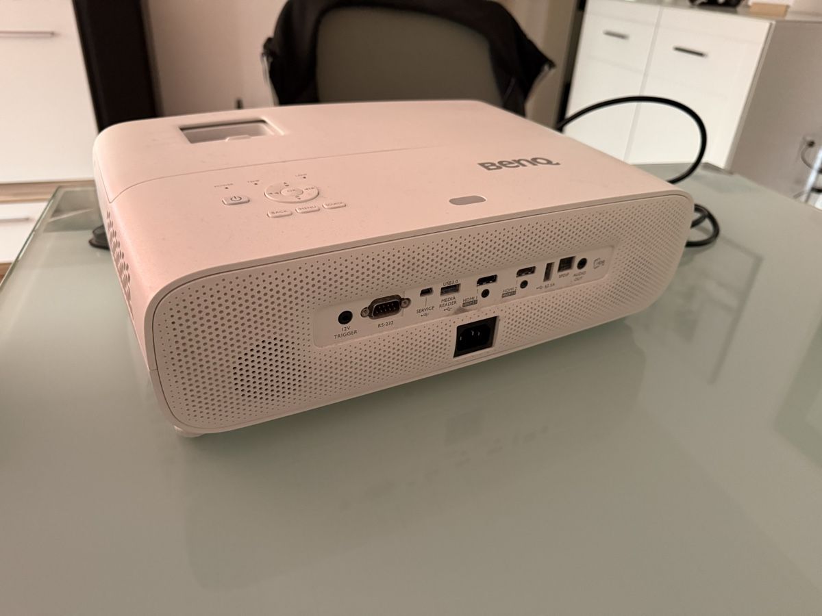 BenQ Vidéoprojecteurs: BenQ 4K – D'occasion à Rotkreuz par Markus0031 3