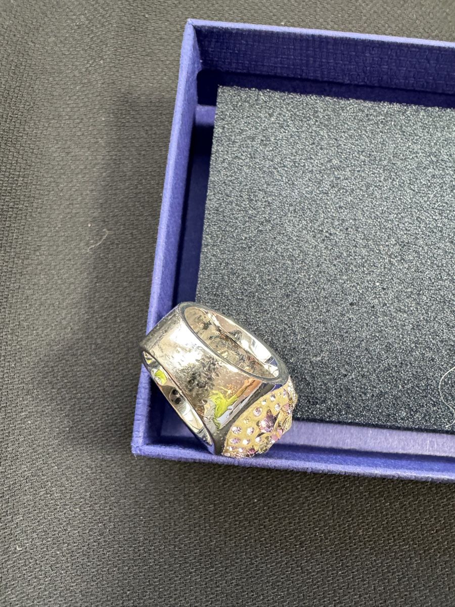 Swarovski Bagues: Swarovski Crystal Ring size 52 – D'occasion à Hurden par rac_wyf8 3