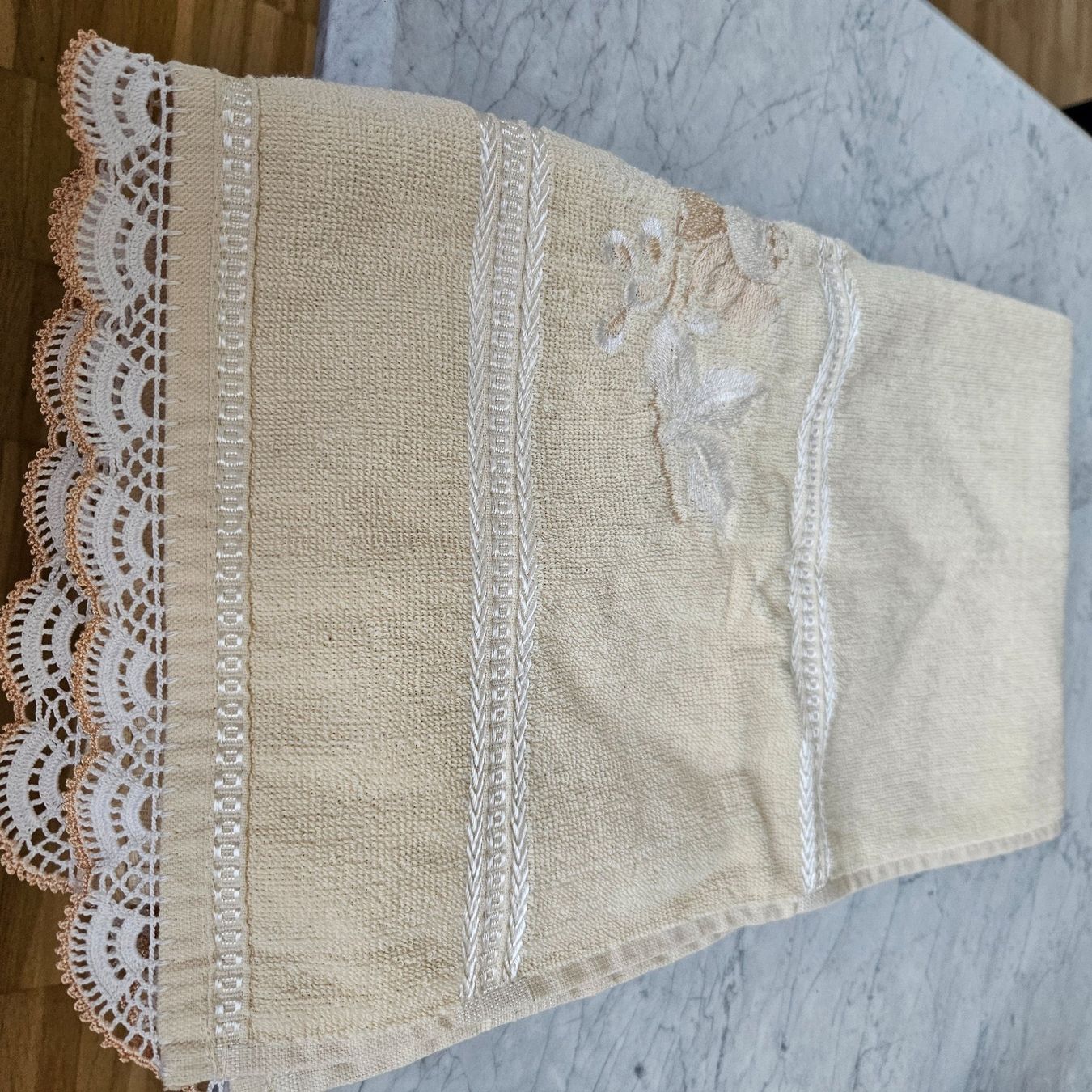 Badetücher: Gästehandabtrocktuch – Neu und originalverpackt aus Uster von Sonnenblume212 1
