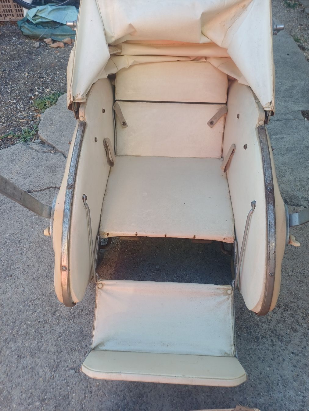 Wisa Gloria Kinderwagen: Visa Gloria Kinderwagen  – Defekt aus Wangenried von Recycler94 2