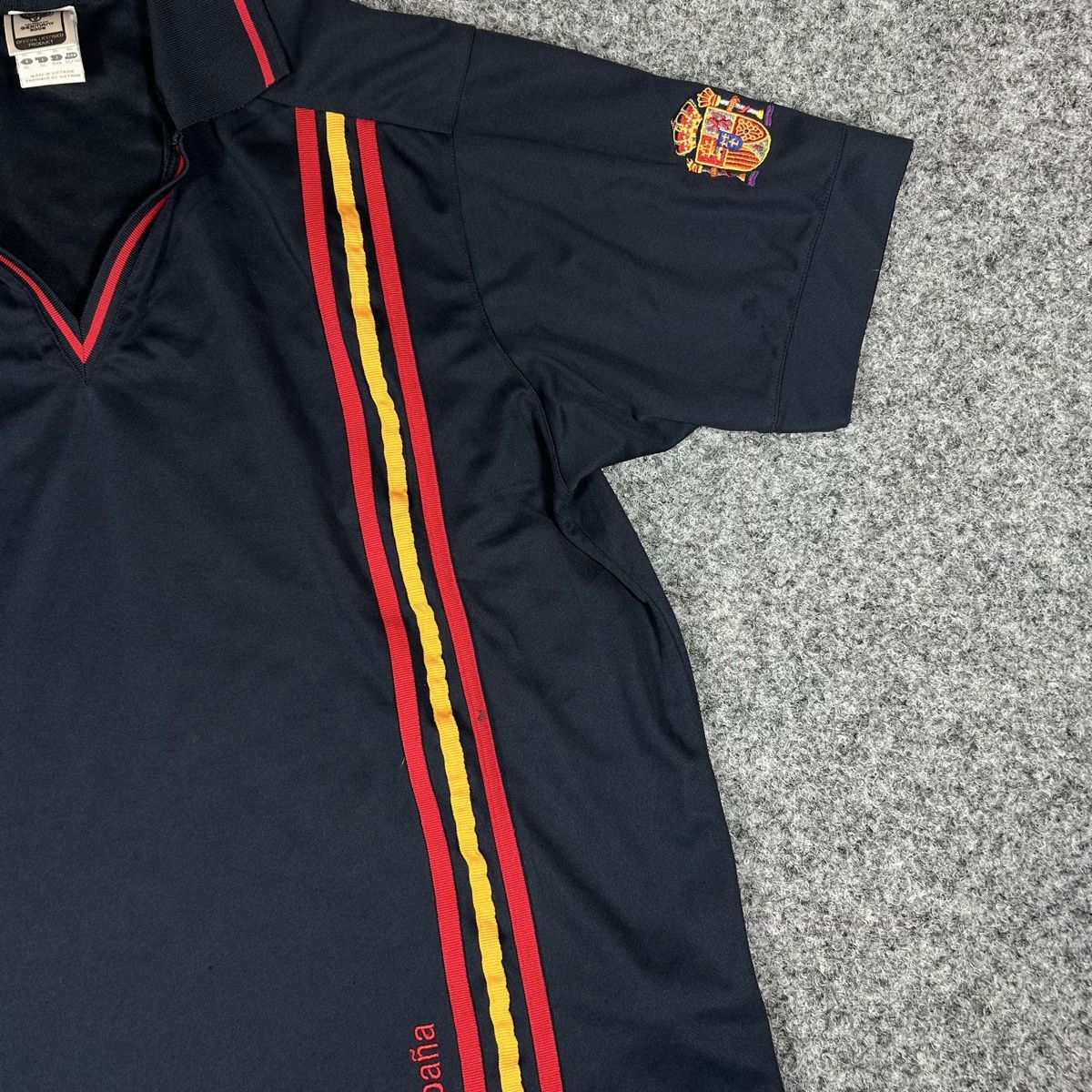 Adidas Canottiere & Pantaloni: 2006 Spain Coupe du Monde 2006  – Usato da La Sagne NE venduto da Matlasape 1