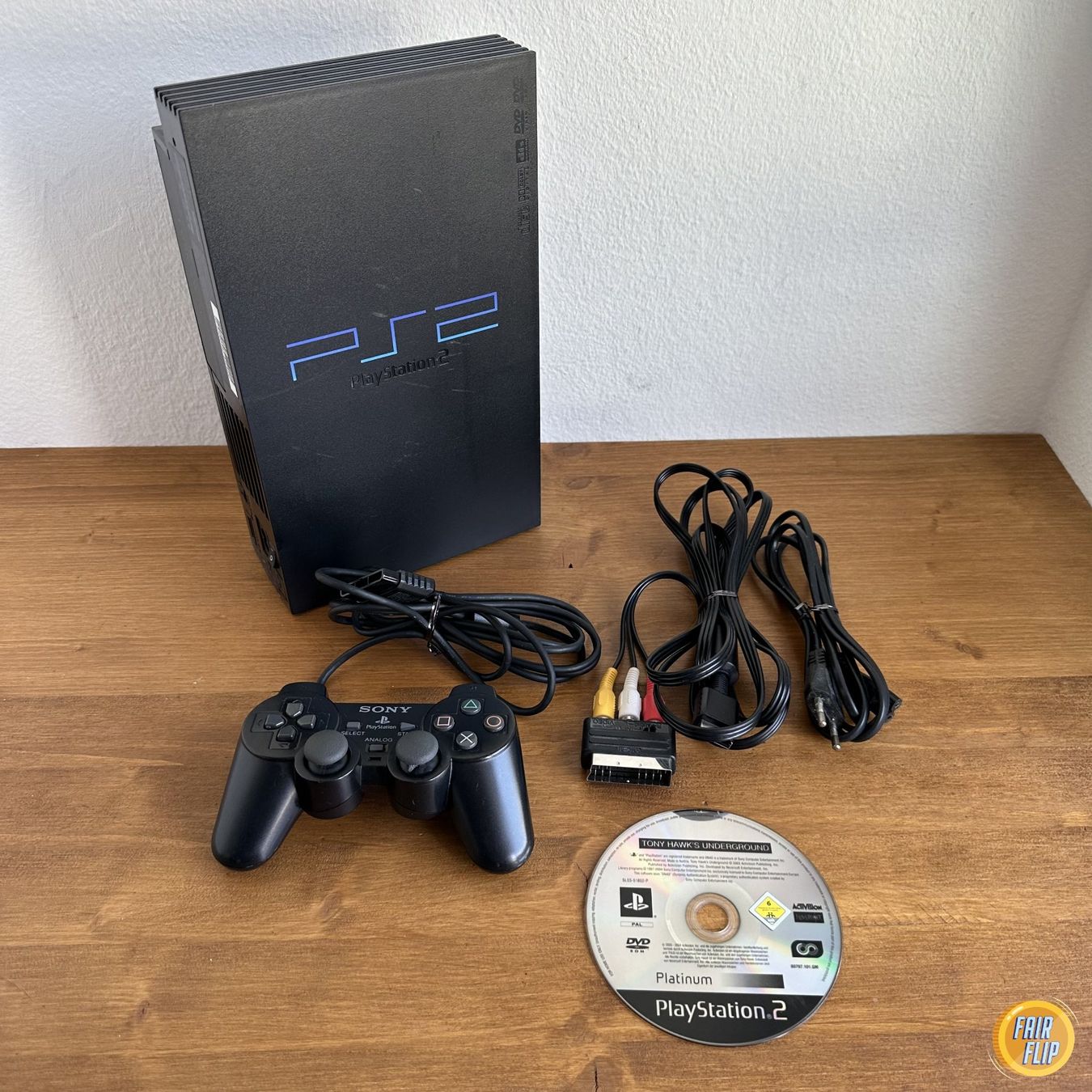 Sony Consoles: PS2 Konsole Set mit 1 Controller und 1 Spiel – D'occasion à Luzern par fairflip