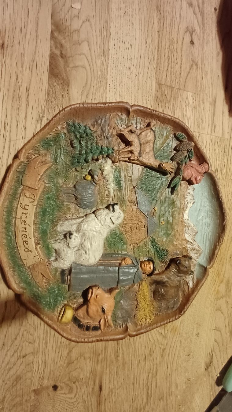 Teller: Schöner Wandteller – Gebraucht aus Flawil von Pinkmalibu 5