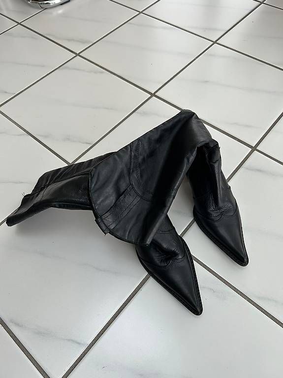 Damenschuhe: Stiefel Damen schwarz, Gr. 37 – Gebraucht aus Münsingen von Moser99 1