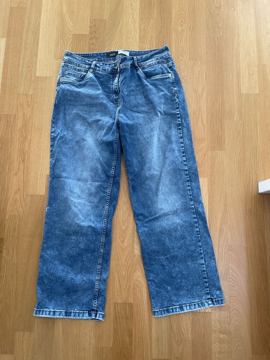 Cecil Jeans: Cecil Jeans Grösse 34 – D'occasion à Urdorf par spacemetalfantasy