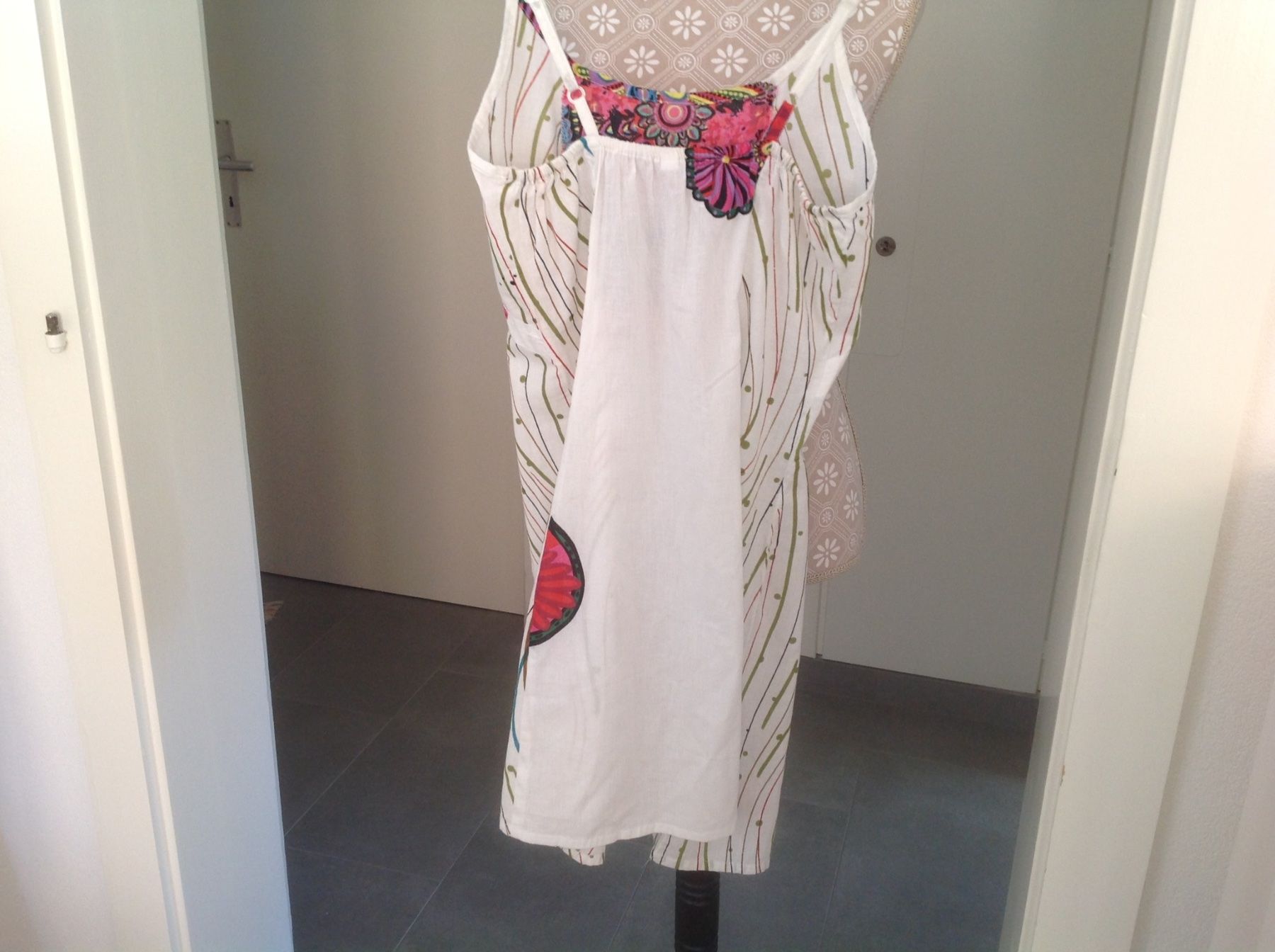 Robes: Robe de plage - S/M – D'occasion à Sion par accroshoes 3