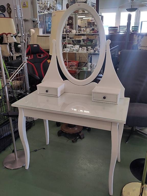 Ikea Tavoli da trucco: Schminktisch weiss – Usato da Pratteln venduto da Cartonsducoeur_bl
