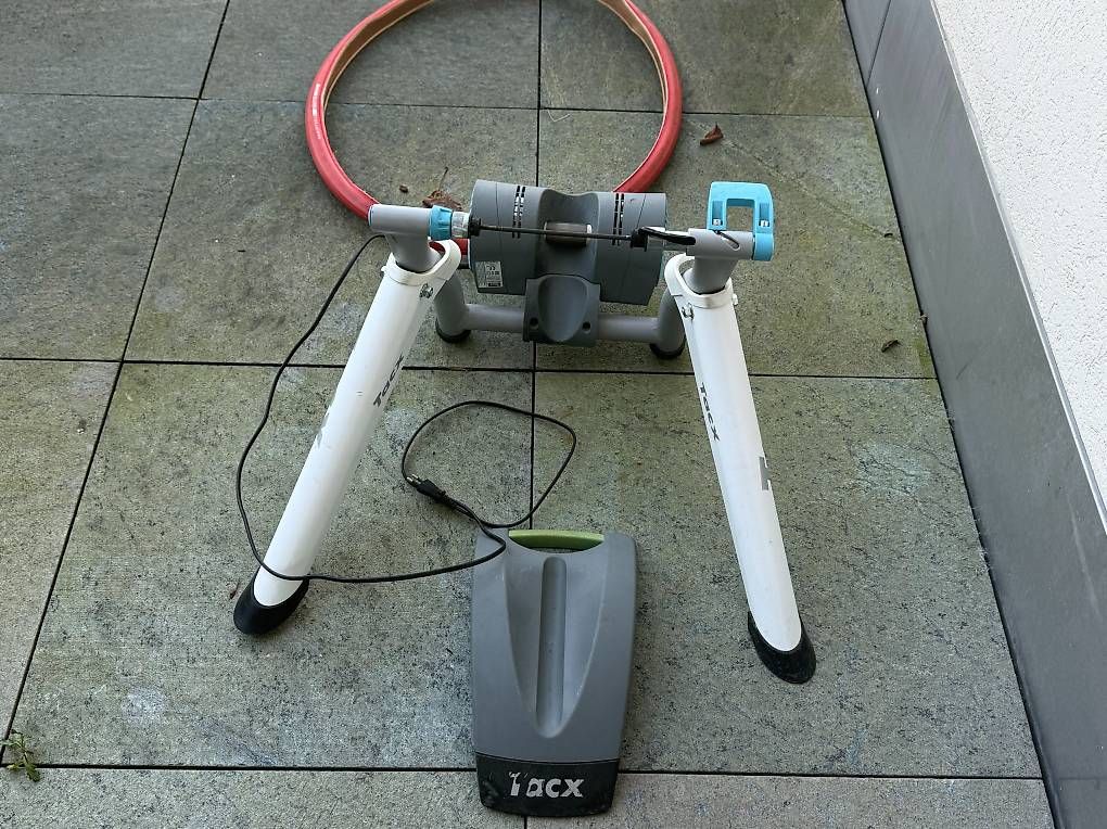 Vélos d'appartement: Tacx Velo Heimtrainer – D'occasion à Wollerau par avl_5jlw 2