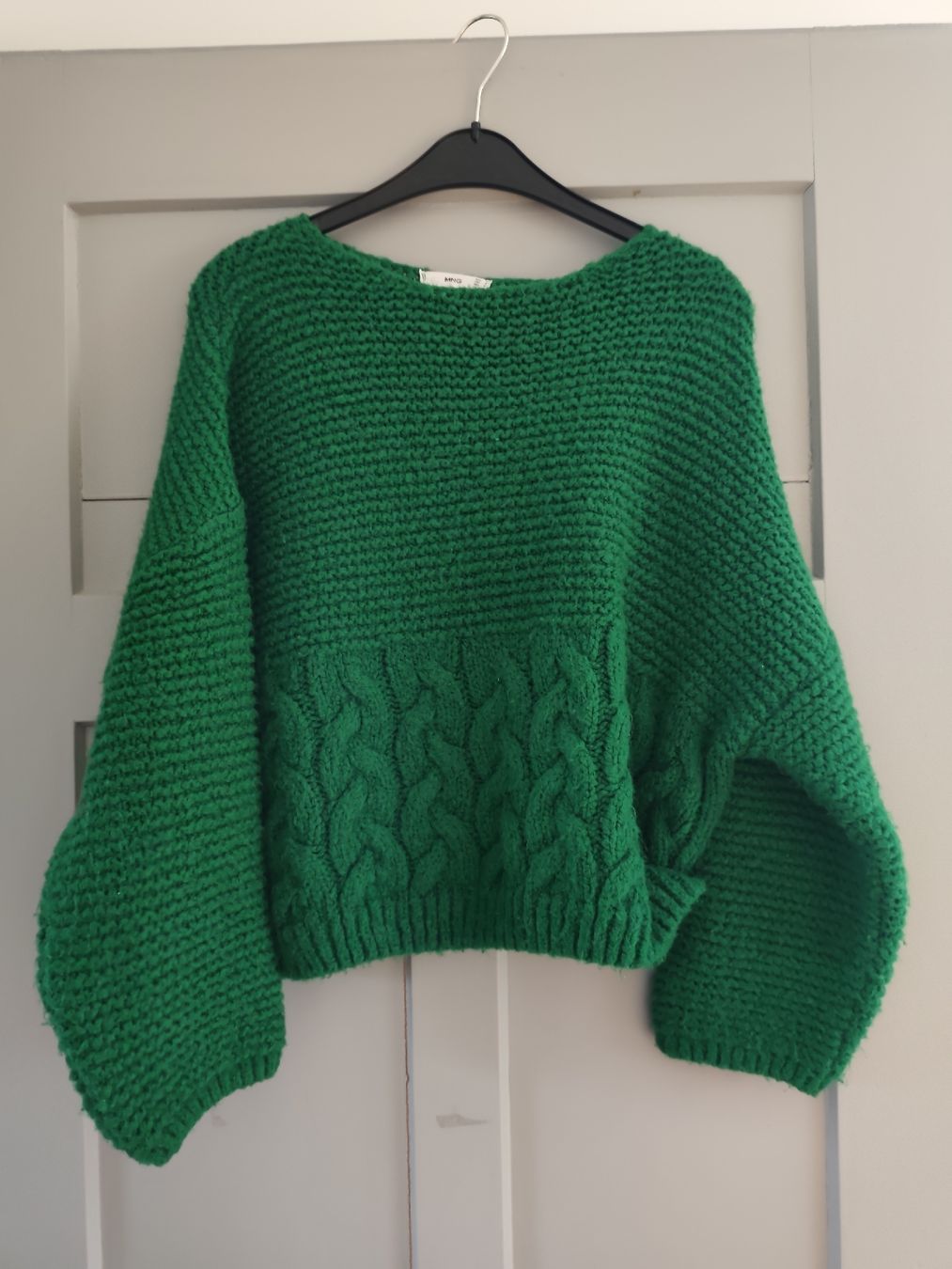 Pulls & Sweat-shirts: Grüner Strickpullover von Mango, Grösse M, eher S – D'occasion à Wettingen par TatjanaFrei 1