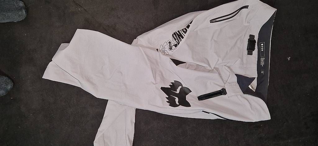 Pantaloni: Fox Ranger DH Pants Gr.32 – Nuovo e nell'imballaggio originale da Engelburg venduto da typhosmr 1