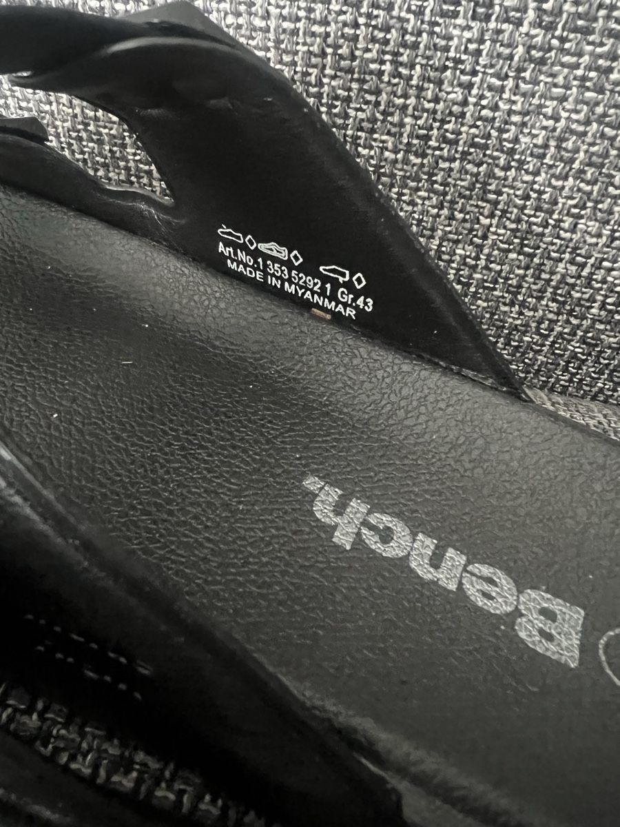 Bench Scarpe da uomo: Bench Sandalen 43 – Nuovo (secondo la descrizione) da Zürich venduto da Walllstreet 3
