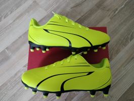Puma Fussballschuhe Vitoria FG/AG Jr., neu und ungetragen
