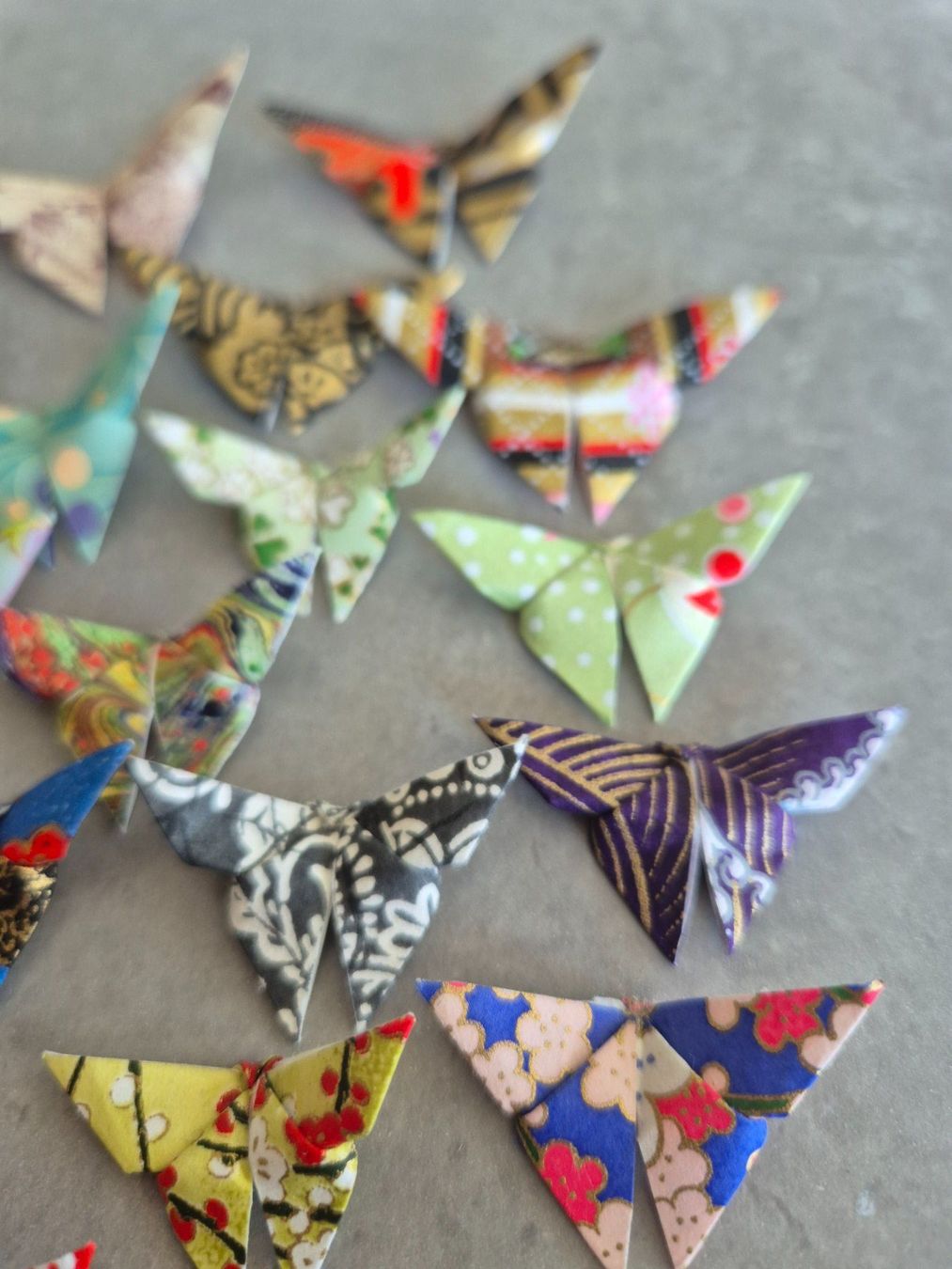 Alle Dekorationen: 30 kleine Origami Schmetterlinge  - versch. Grössen – Neu und originalverpackt aus Zürich von brifo64 5