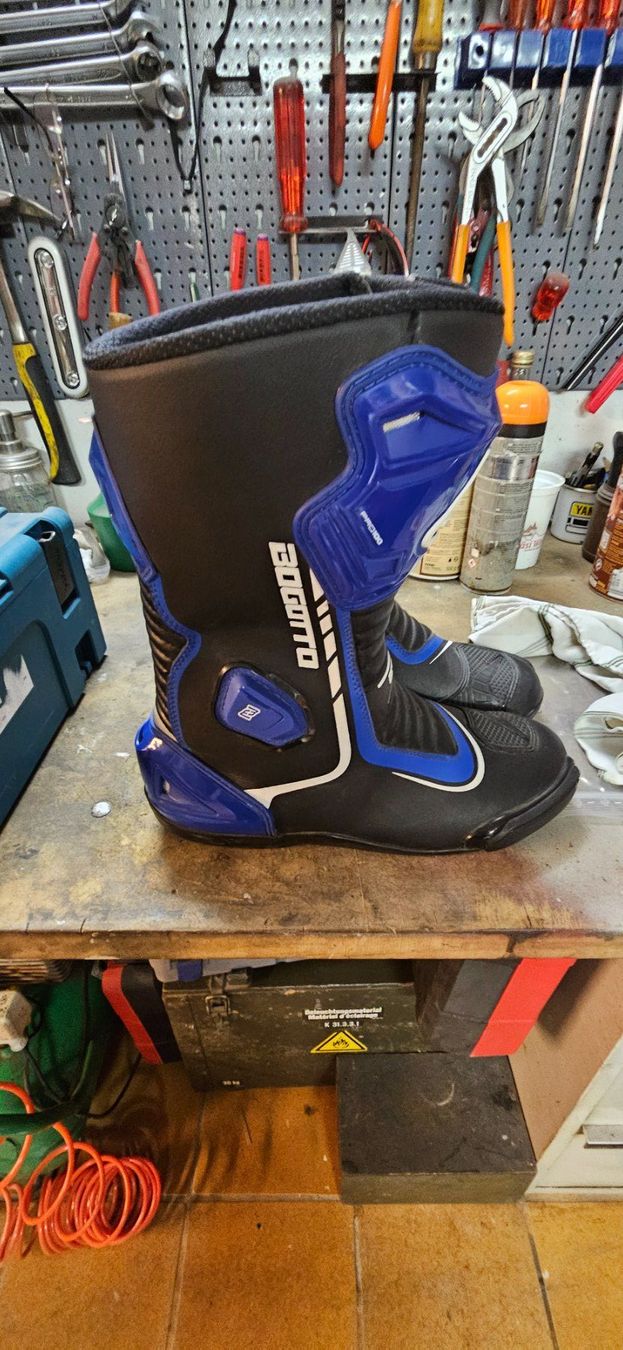 Chaussures hommes: Motorradstiefel – D'occasion à Wichtrach par Hondo0 1
