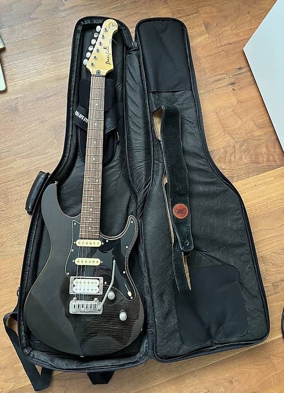 Strumenti musicali: Perfekte Beginner E-Gitarre Yamaha Pacifica – Usato da Obernau venduto da isa_g5b9