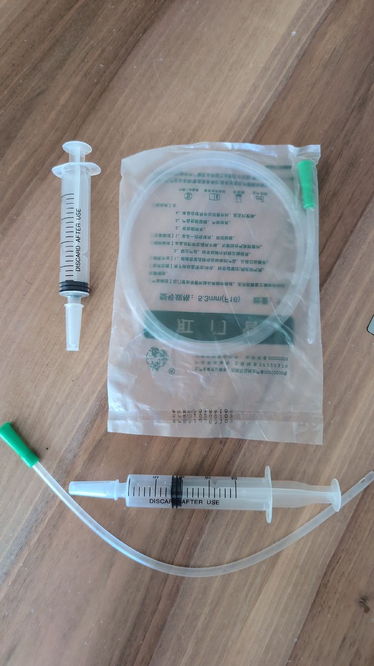 Technique médicale: 2 x 20ml Spritze mit Schlauch – Neuf (Voir description) à Sarmenstorf par taosun2