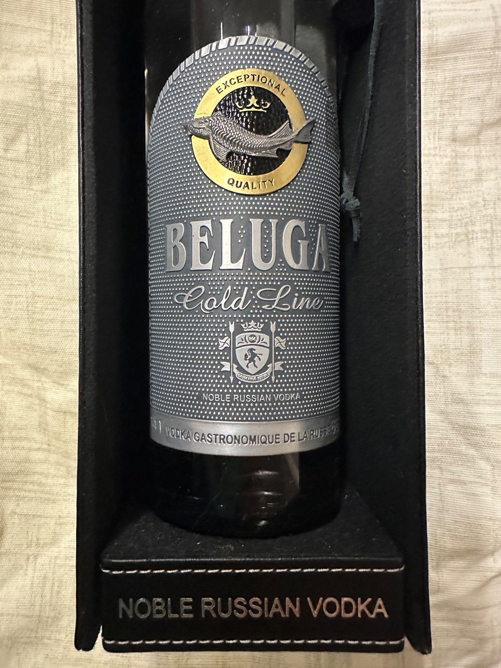 Spirituosen: Wodka Beluga Gold Line – Gebraucht aus Kandergrund von honey-art_and_more 2