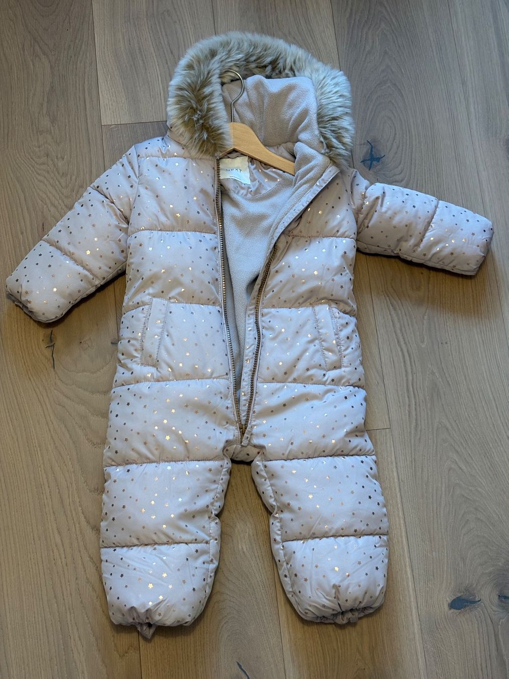 Babyanzüge: NEXT Baby Schneeanzug Gr. 86 – Gebraucht aus Zürich von Tanusha