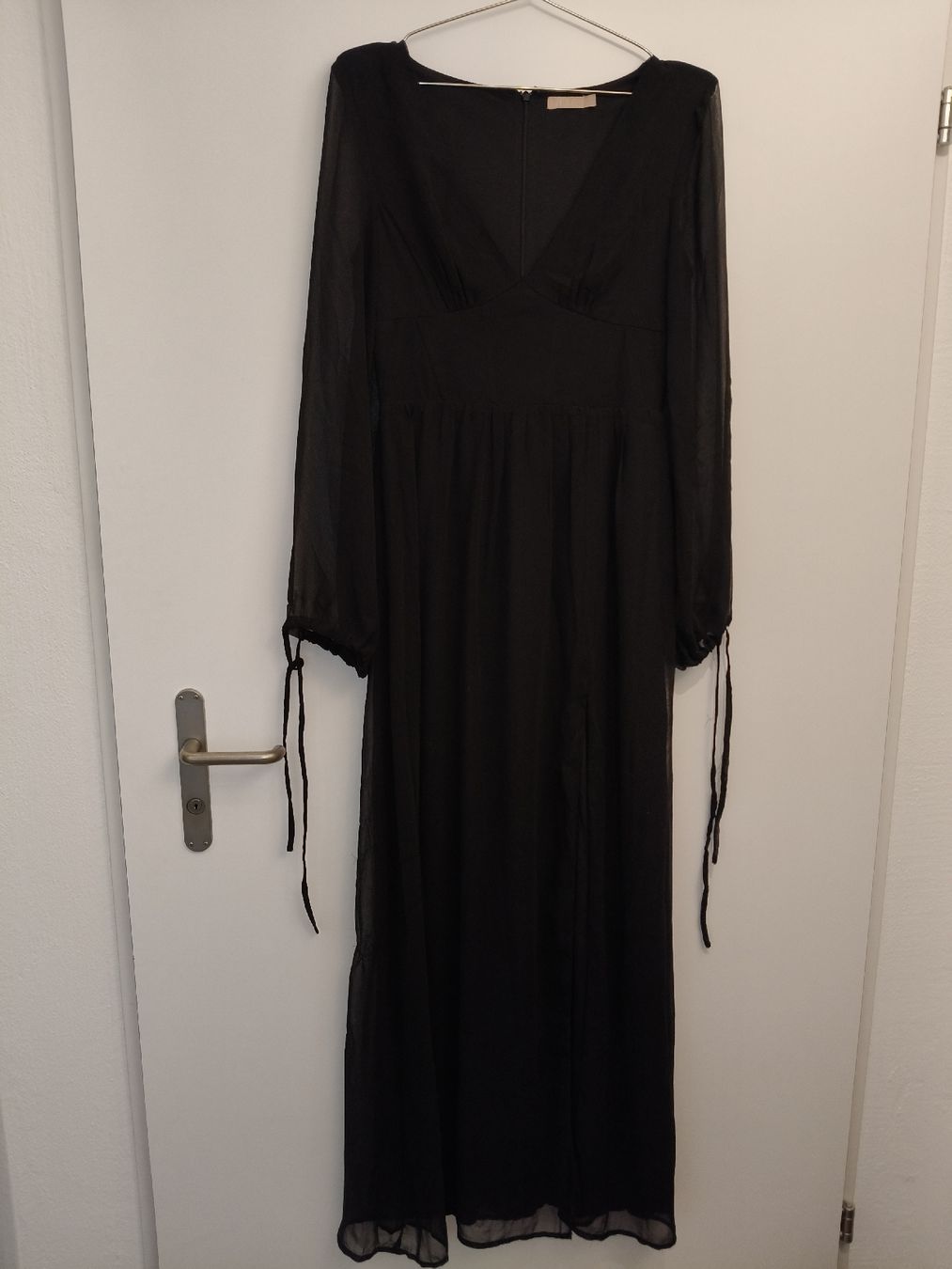 Vestiti: Abendkleid mit transparenten Ärmeln – Usato da Oberrieden venduto da joj_6wlx
