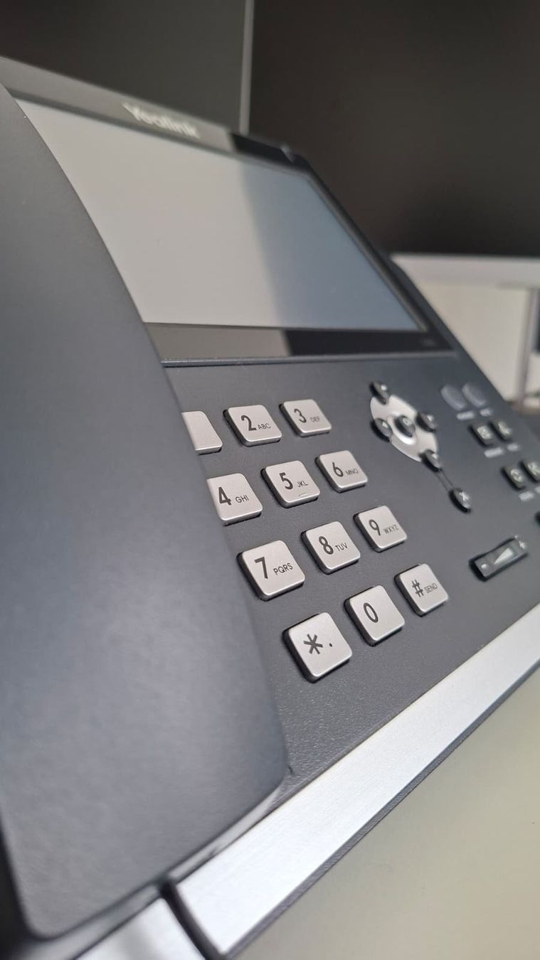 Yealink Telefoni: Yealink T48S – Usato da Bassersdorf venduto da dangadang 3