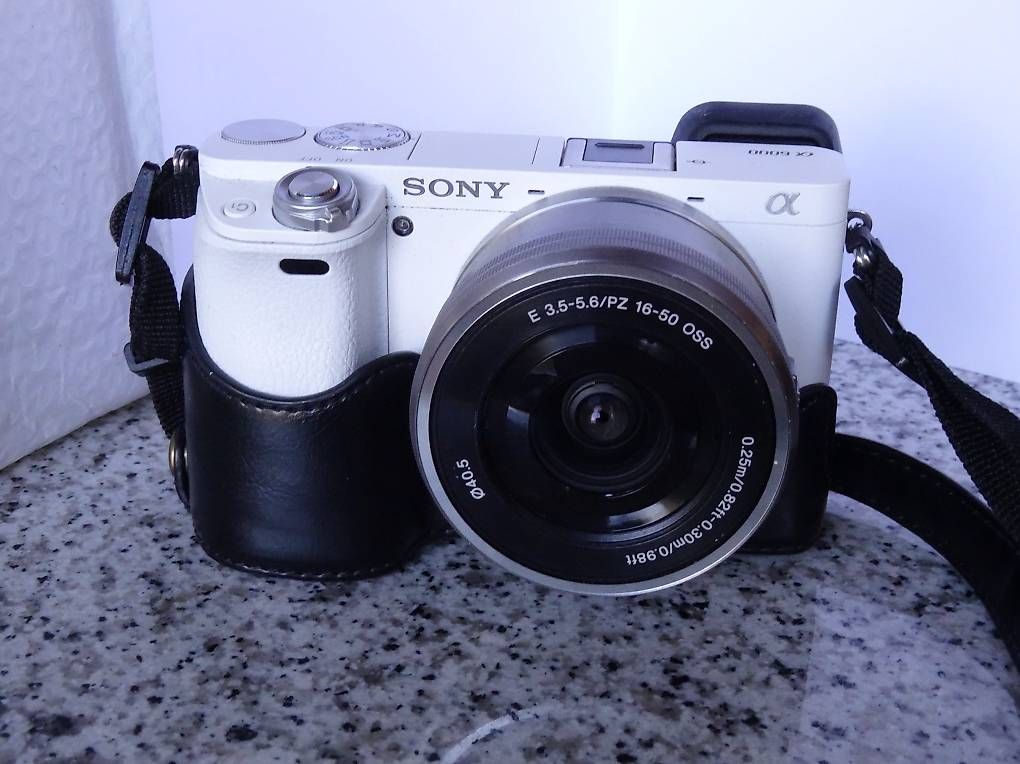 Sony Kamera: Sony Alpha 6000 & Objektiv – Gebraucht aus Buttisholz von rappirosen 2
