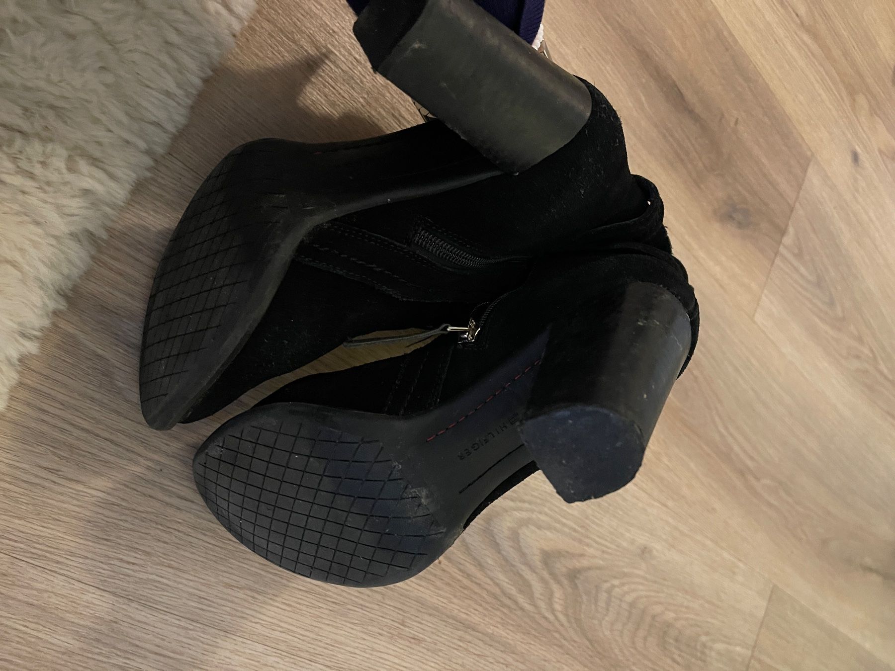 Tommy Hilfiger Damenschuhe: Tommy Hilfiger Stiefel 38 – Neu (gemäss Beschreibung) aus Winterthur von mje_t9cr 4