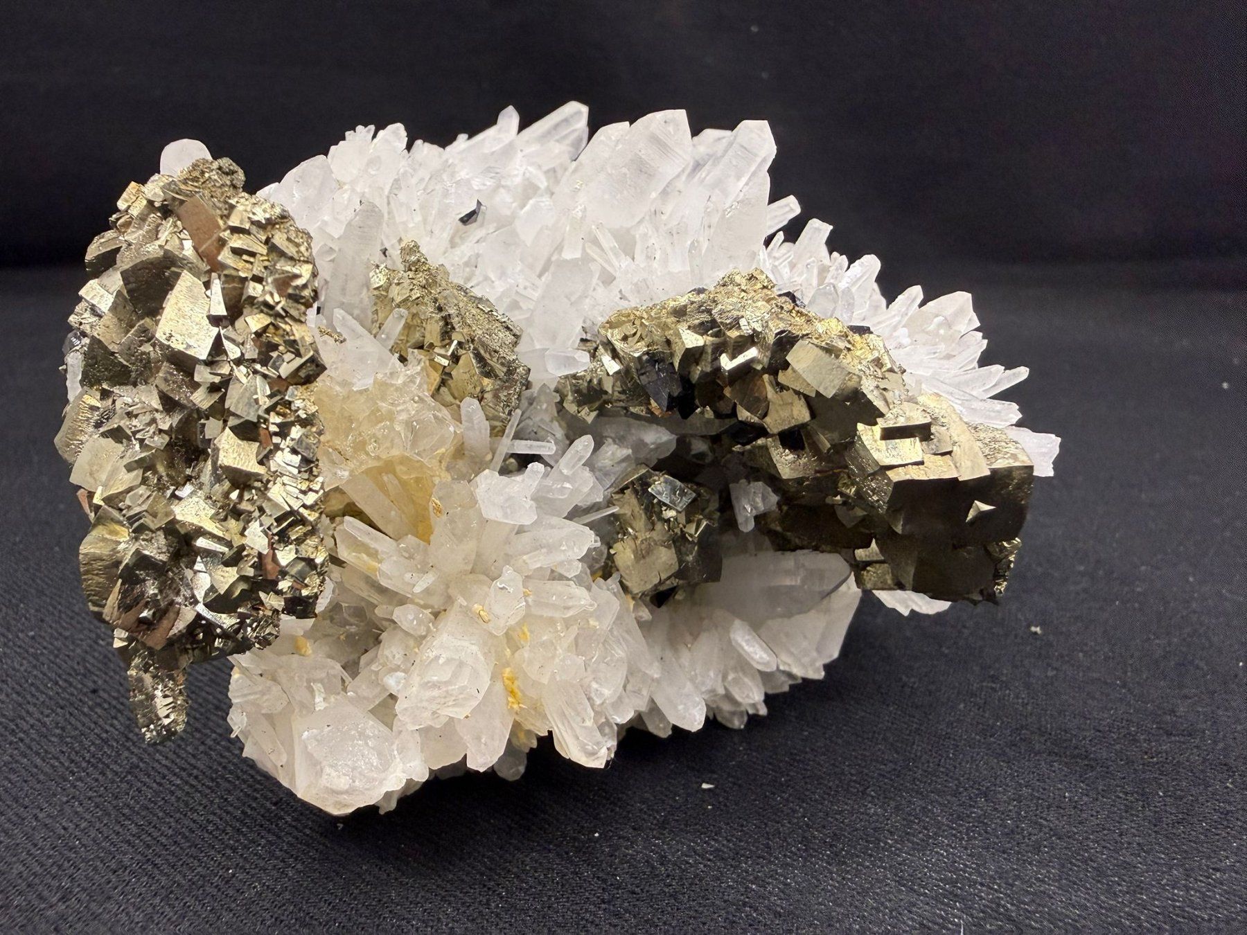 Minerali & Pietre curative: Pyrite pseudomorph after Pyrrhotit with Sphalerit – Usato da Schinznach Bad venduto da Demerald 1