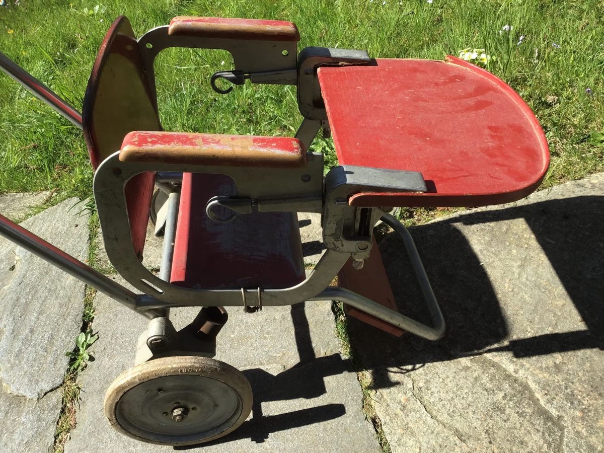 Carrozzine: Tischsessel & Kinderwagen – Usato da Oberrieden venduto da rhidybli 5