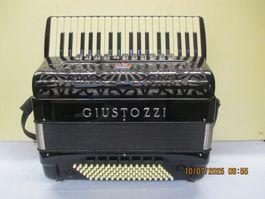 Akkordeon Giustozzi Fabrikneu