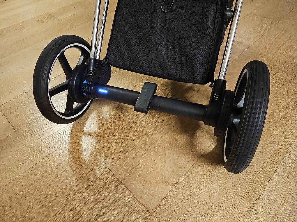 Cybex Poussette: Poussette Cybex e-Priam kit complet – D'occasion à Lausanne par fer_th8s 2