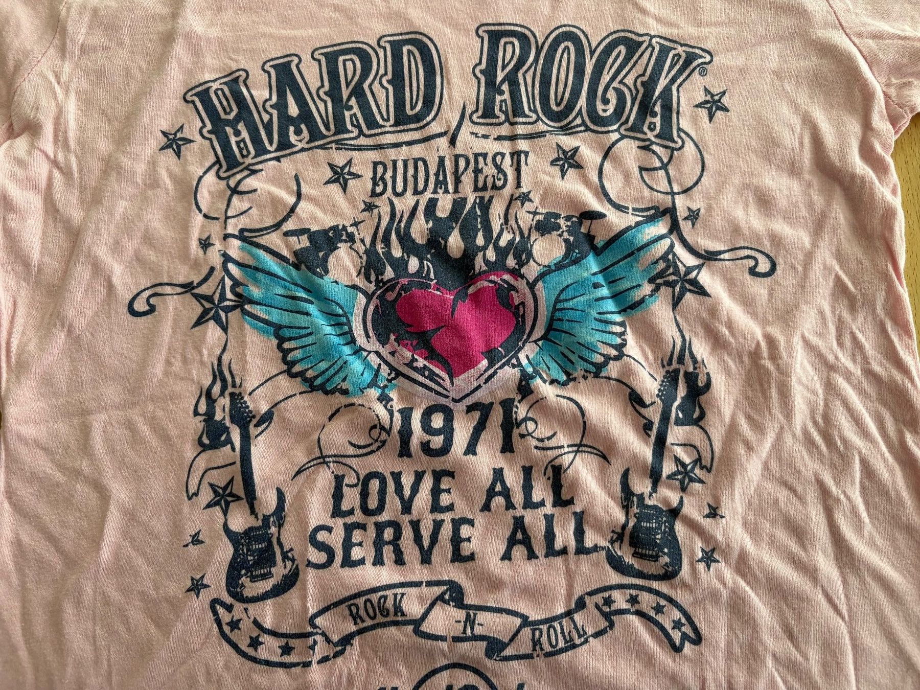 Hard Rock Cafe T-shirt: T-Shirt - Hard Rock Cafe Budapest - Grösse M – Nuovo (secondo la descrizione) da Oberuzwil venduto da Tomsi_9 1