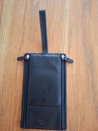 Schwarze Picard Leder Handytasche, neuwertig, Top Zustand!