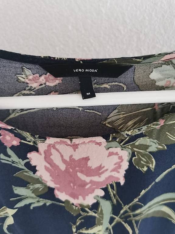 Vero Moda Vestiti: Sommerkleid Vero Moda Grösse M – Usato da Scheuren venduto da JanaBuerki 3
