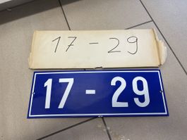 Hausnummer 17-29 blaue Emaille alte Ausführung