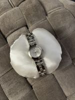 Guess Uhr silber ungetragen