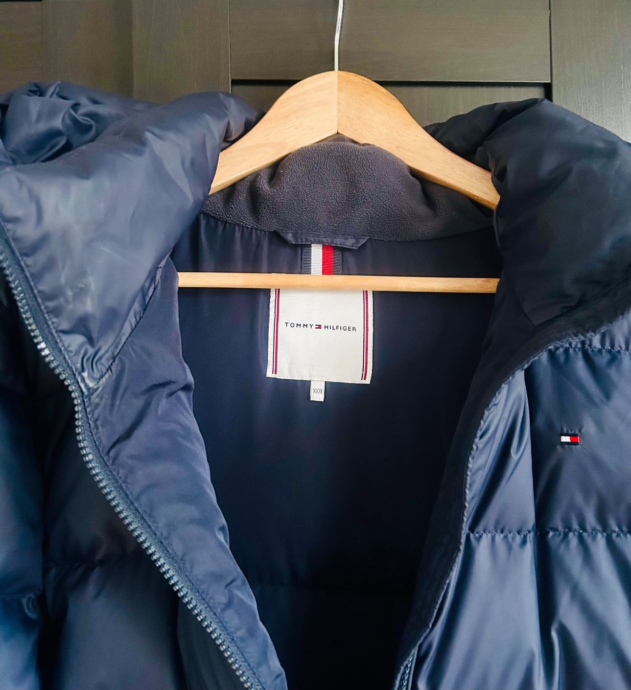 Tommy Hilfiger Jacken: Tommy Hilfiger Daunenjacke – Gebraucht aus Klingnau von martinak79 1