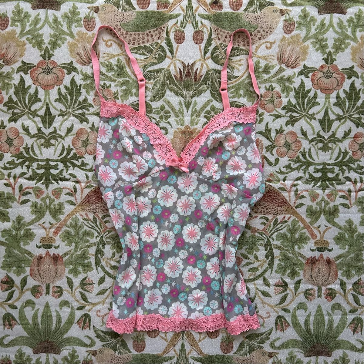 Top: Vintage Top – Nuovo (secondo la descrizione) da Genève venduto da Niara18