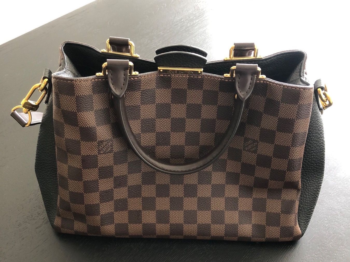 Louis Vuitton Sacs femmes: Louis Vuitton Brittany Noir – D'occasion à Horgen par The_wave 1