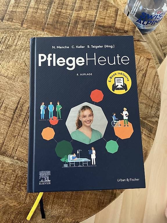 Libri: Pflege Heute - 8. Auflage – Usato da Meilen venduto da ayl_l28b