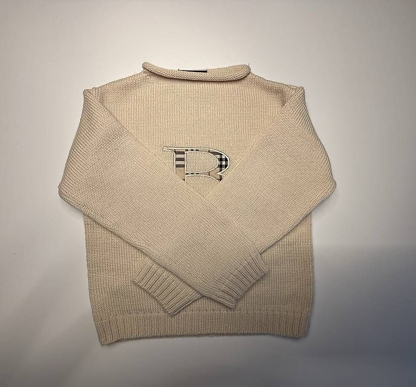 Pulls et sweat-shirts: Burberry Pullover GR.8 (Gr. 128/ 8J.) – D'occasion à Oberhofen am Thunersee par jan_gtq7 2