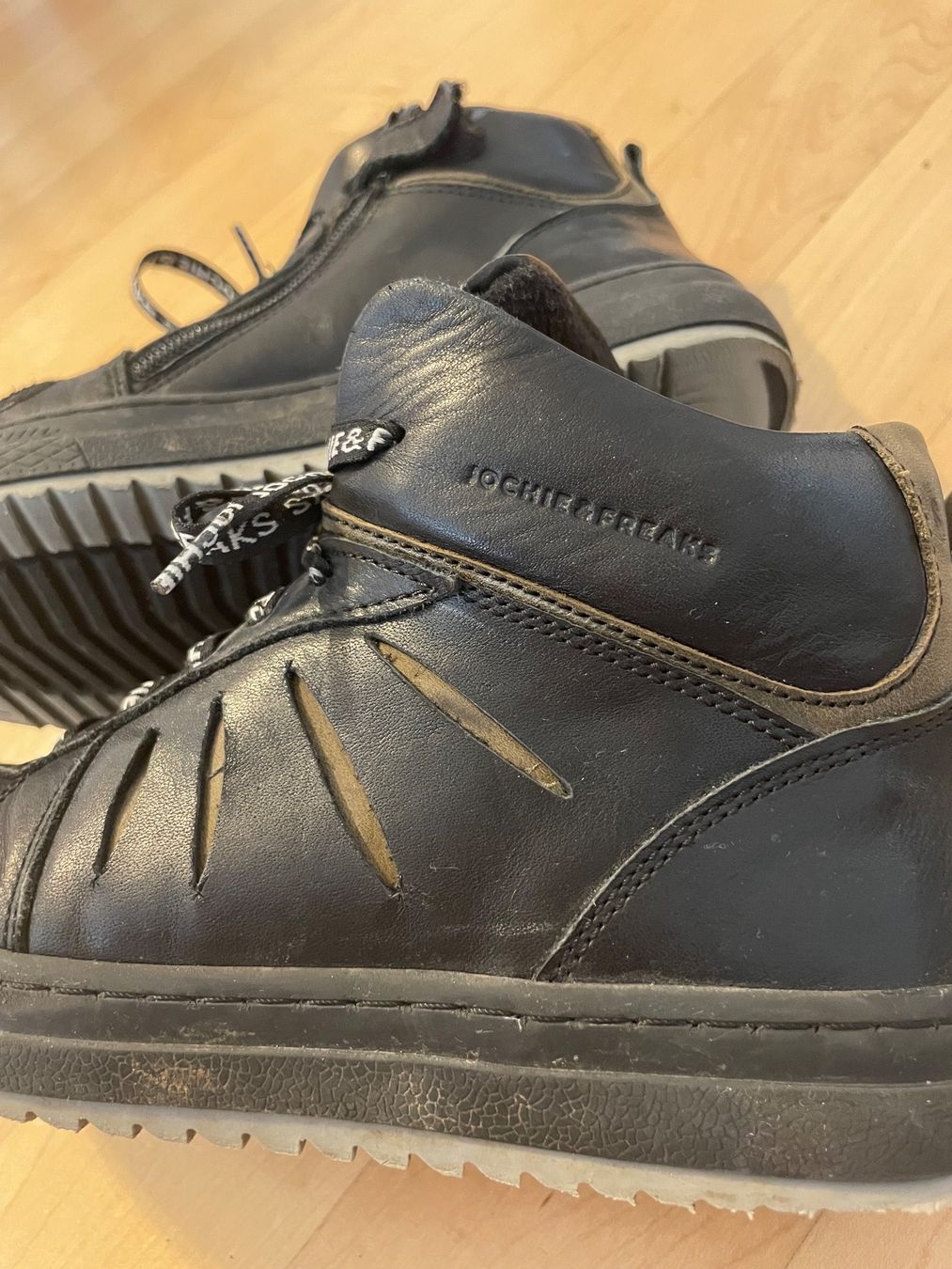 Schuhe für Jungen: Übergangsschuhe aus Leder, Grösse 33 – Gebraucht aus Steinhausen von Guelosch 5