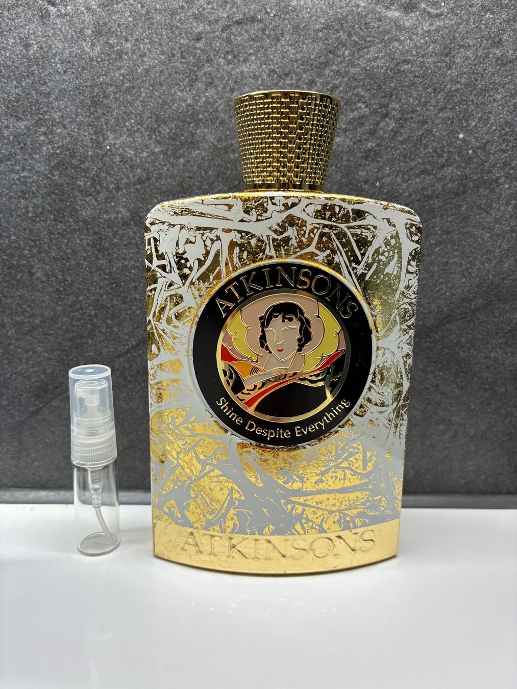 Atkinsons Parfums & Eau de Toilette: 5ml Atkinsons Shine Despite Everything – D'occasion à Wangen SZ par el_paso08
