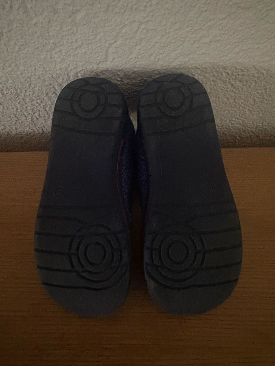 Scarpe per ragazzi: Feuerwehrmann Sam Hausschuhe Gr 29 – Usato da Malleray venduto da 2v8v 2