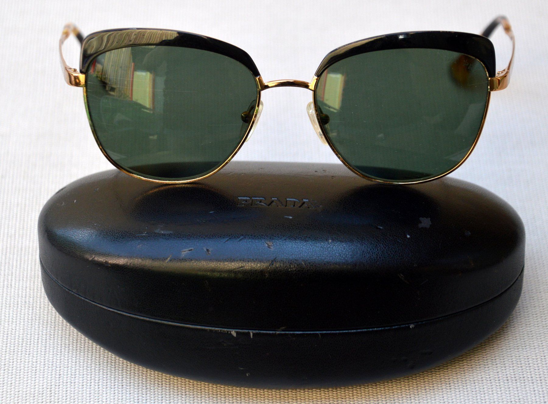 Prada Brillen & Gläser: Sonnenbrille Prada SPR51T lunettes de soleil – Gebraucht aus Collonges von arashee