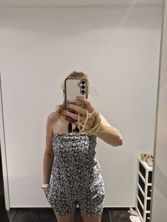 Jumpsuit LilisLala Blumenmuster Grösse M guter Zustand