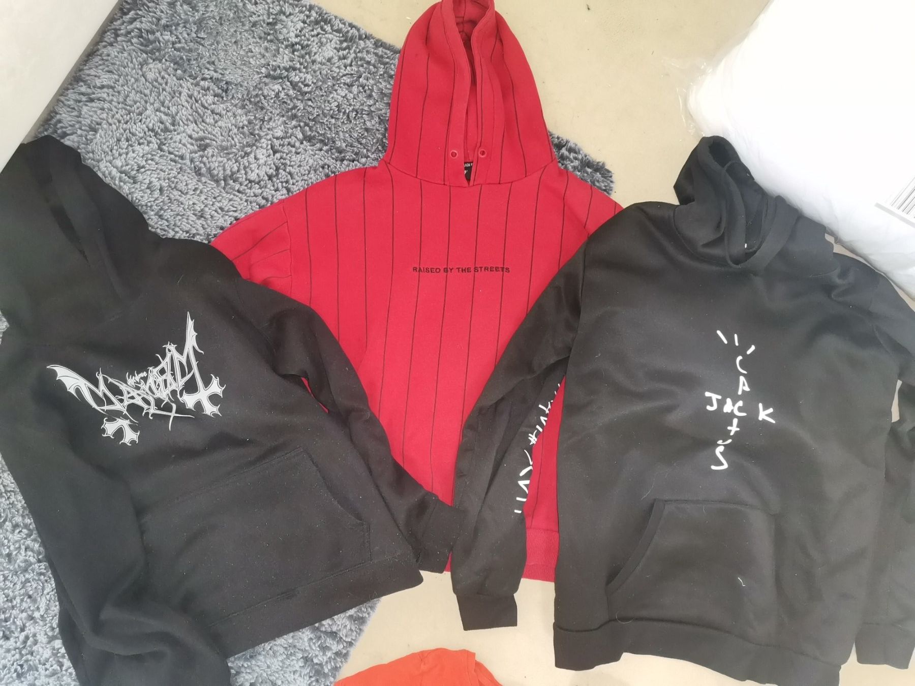 Kleiderpakete: Hoodies Gr. M – Gebraucht aus Therwil von JeannysTrendStyle