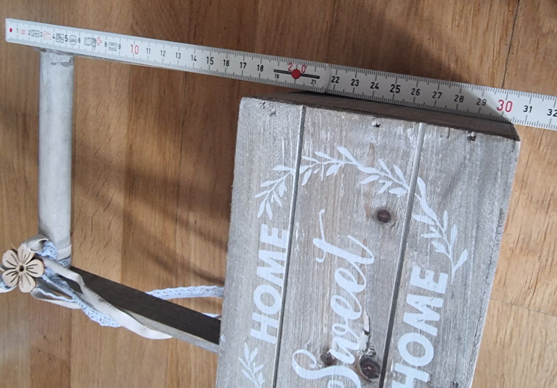 Sonstiges für Haushalt & Wohnen: Petit panier en bois avec inscription – Gebraucht aus Court von Jovi2 1